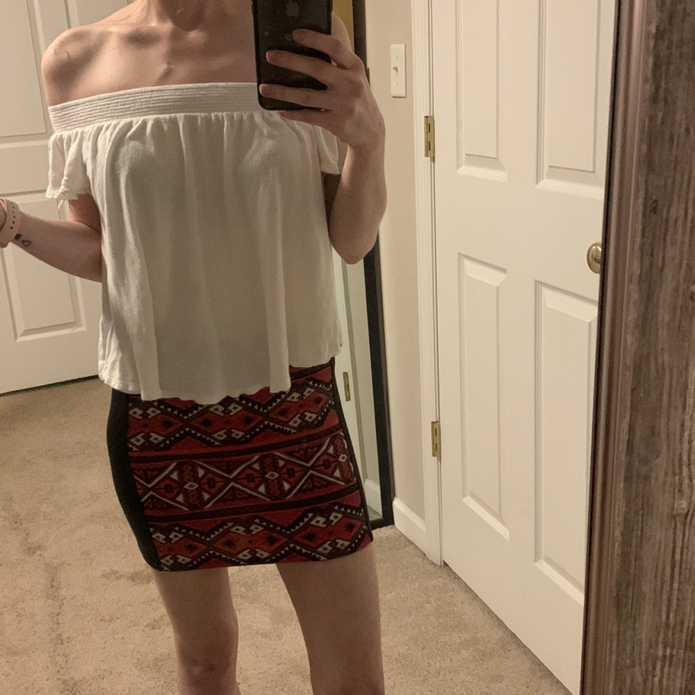 Thick pencil skirt - Picture 2 of 3